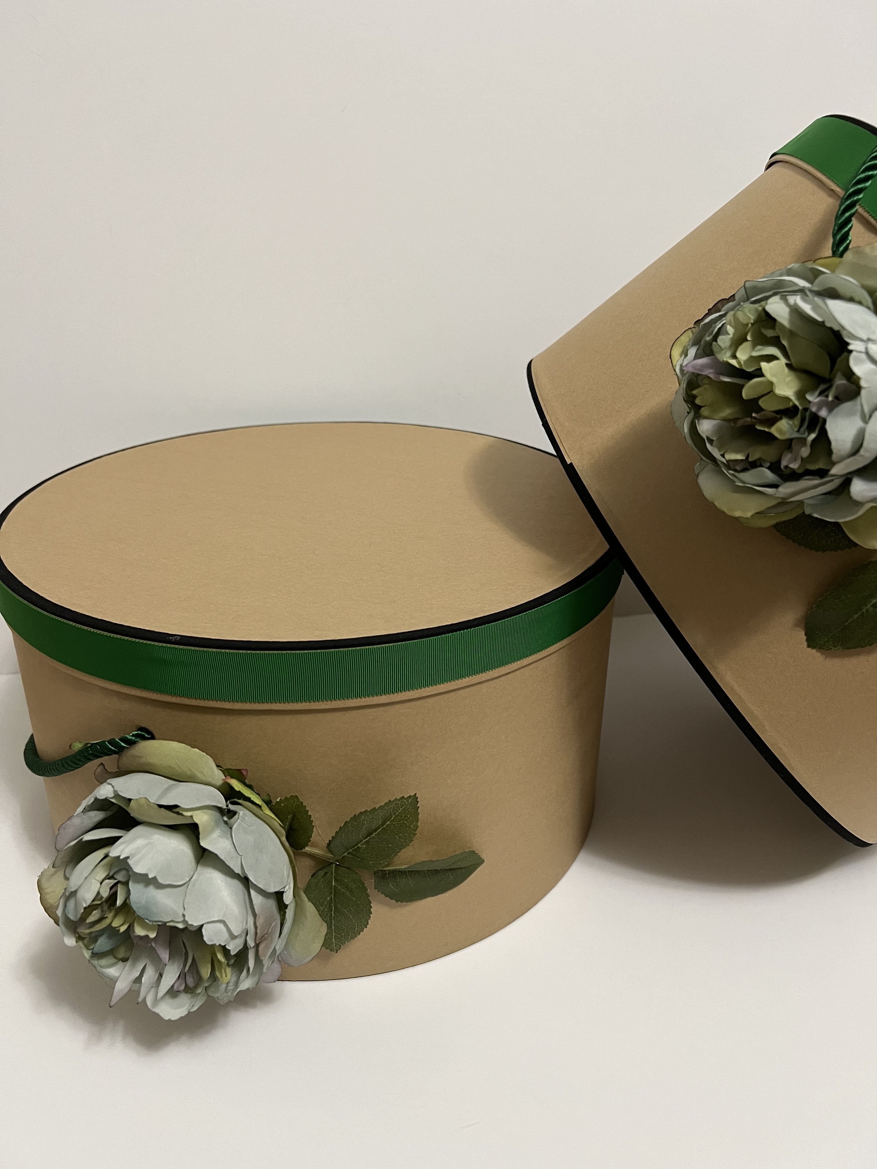 Craft sale hat boxes